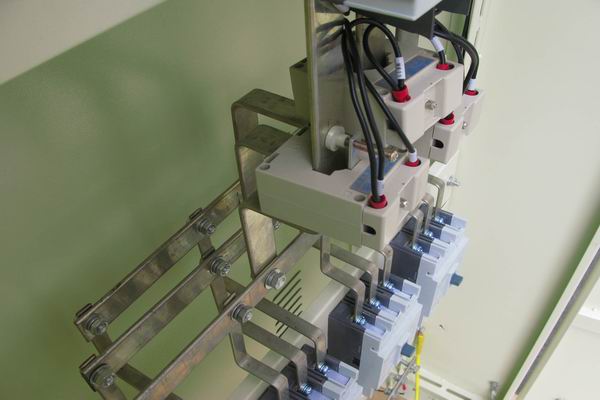 瓦房店控制箱-3683讲讲控制箱的使用特点